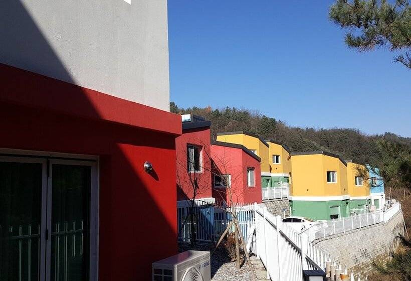 Pension (Hôtel basse catégorie) World Village Poolvilla