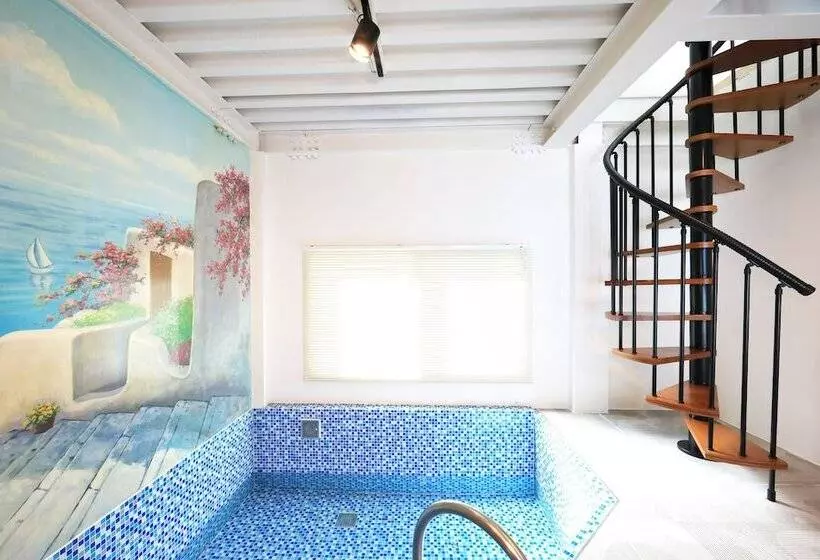 ペンション World Village Poolvilla