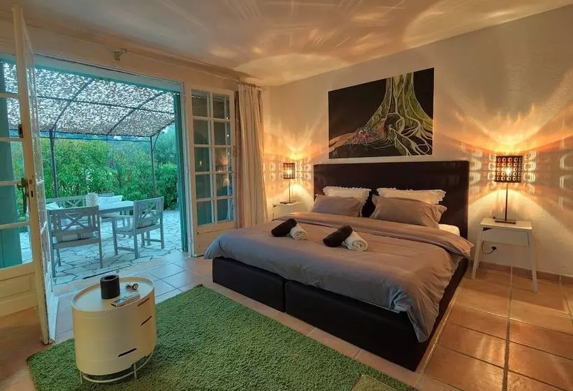 Villa Justine