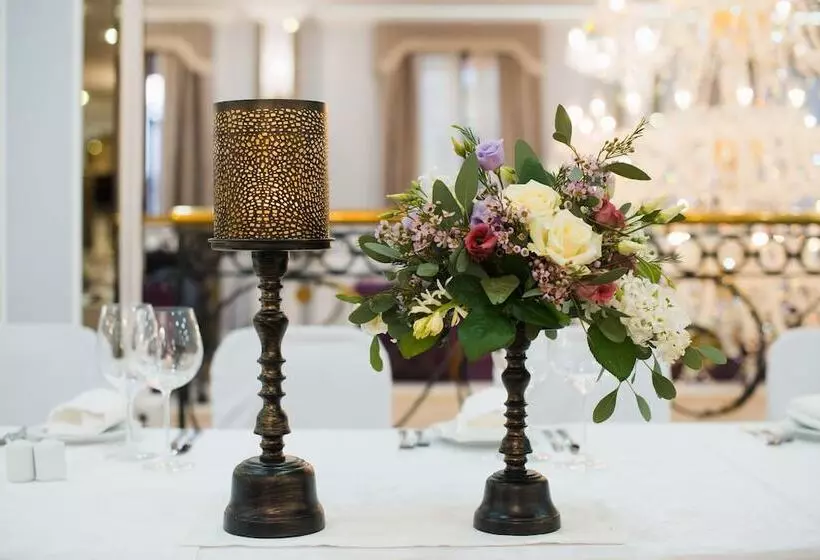 هتل Author Boutique