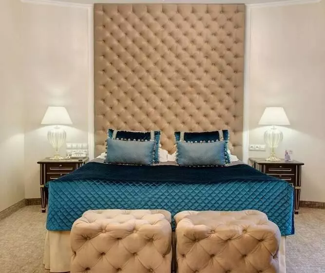 هتل Author Boutique