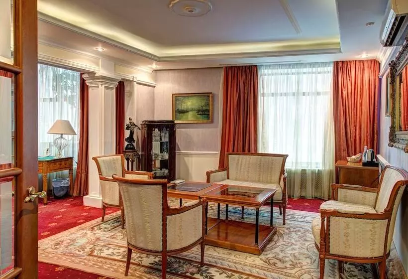 هتل Author Boutique