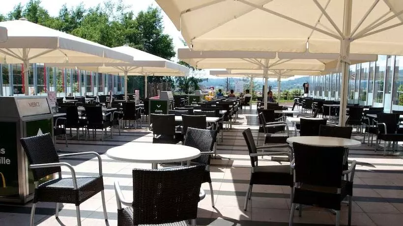 B&b Hotel Lully 3 Lakes