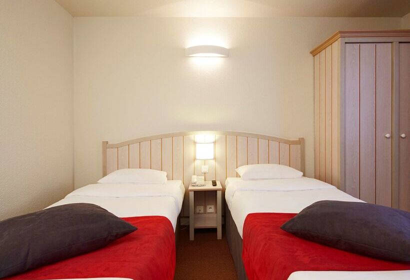 فندق Campanile Val De France