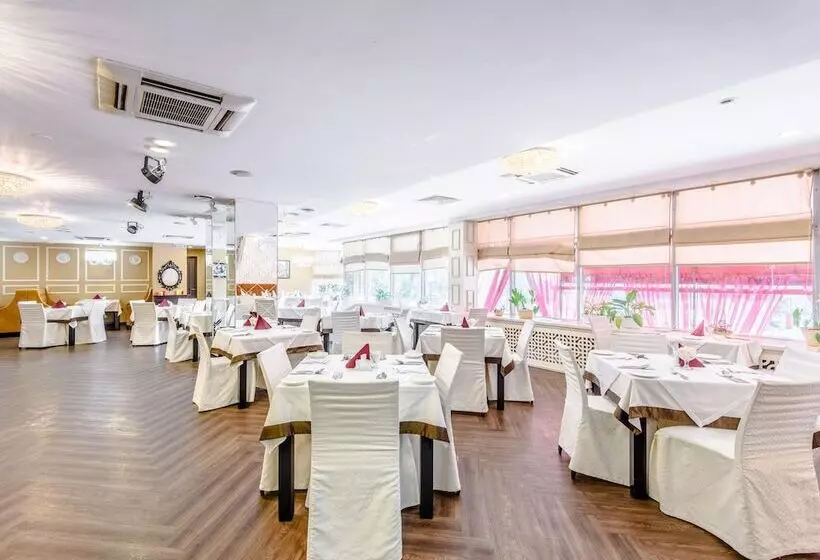 酒店 Delta Business