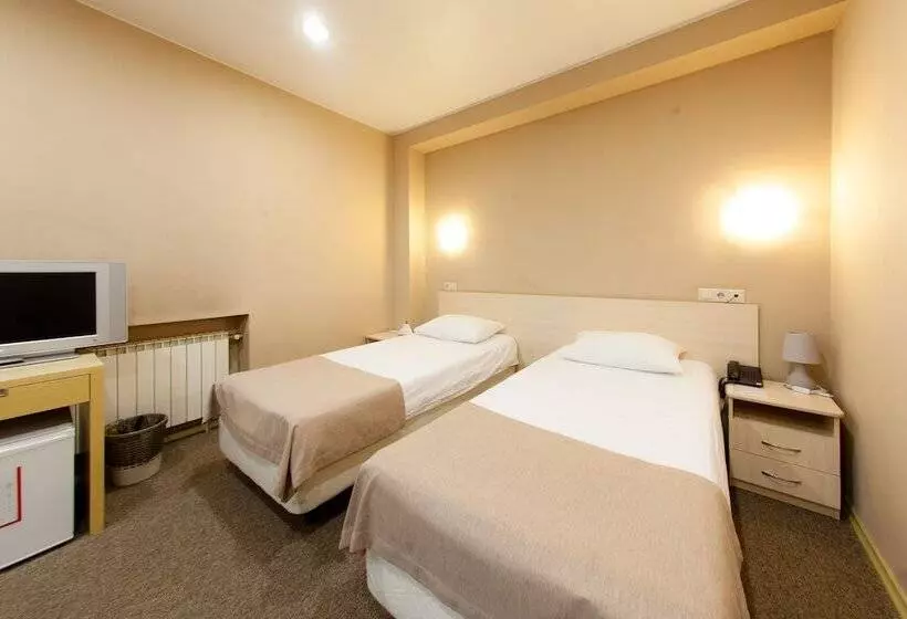 酒店 Delta Business