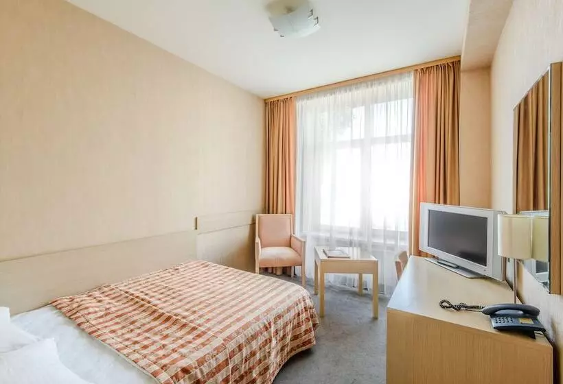 酒店 Delta Business