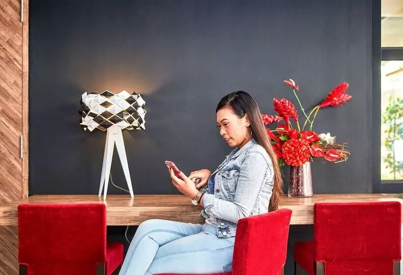 هتل Ibis Budget Singapore Pearl