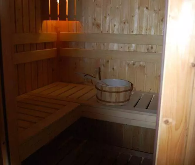 Отель Gromada Poznań