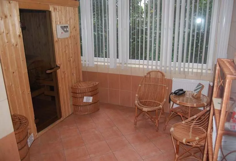 Отель Gromada Poznań