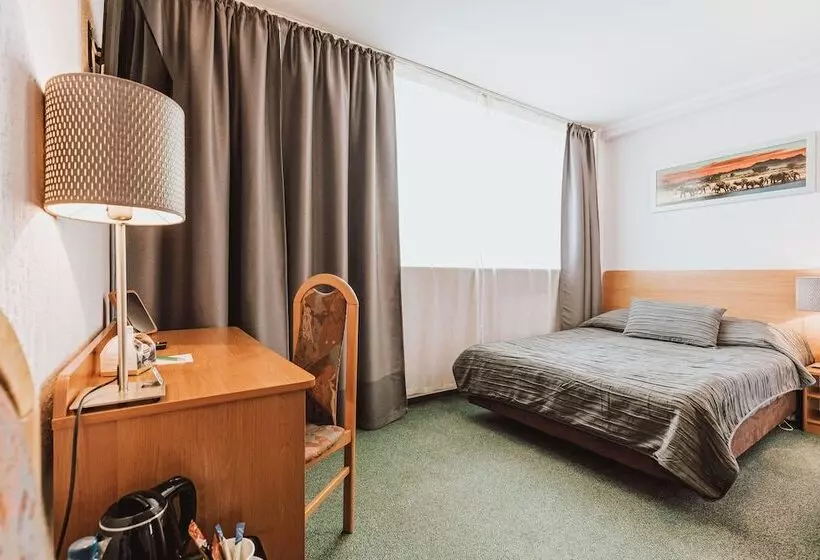 Отель Gromada Poznań