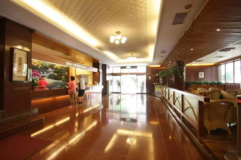 هتل Ku Kuan Hotspring