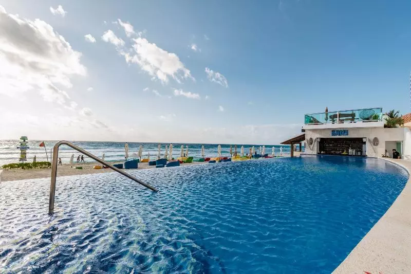 Hotelli Ocean Dream Cancun By Guru
