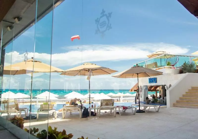Hotelli Ocean Dream Cancun By Guru
