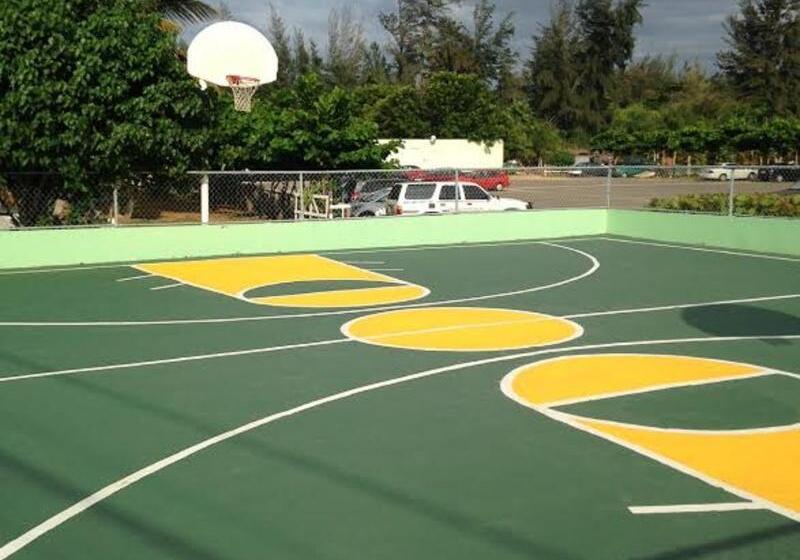 هتل Parador Villas Del Mar Hau