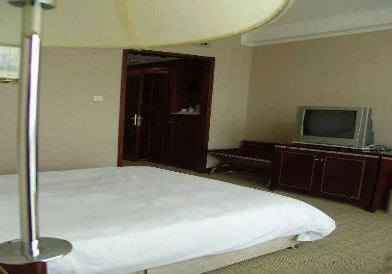 Hotel Ramada Plaza By Wyndham Shanghai Caohejing