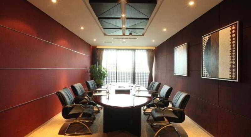 Hotel Ramada Plaza By Wyndham Shanghai Caohejing