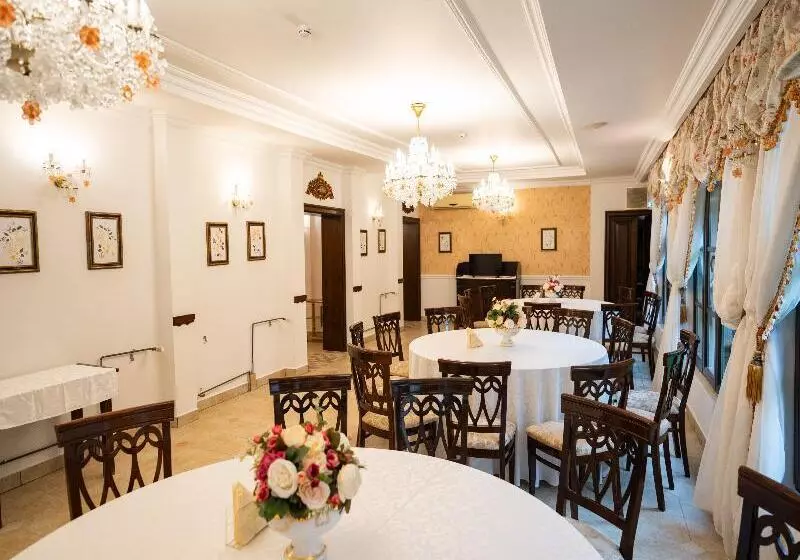 Hotel Royal Plaza
