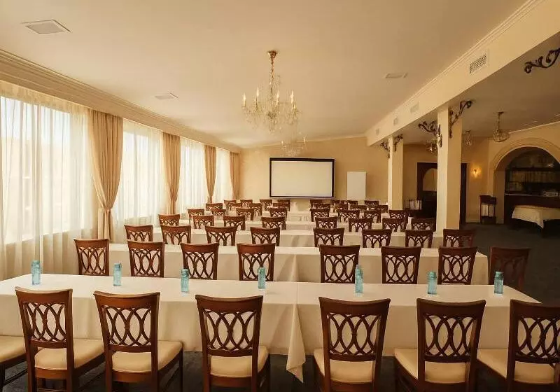 Hotel Royal Plaza