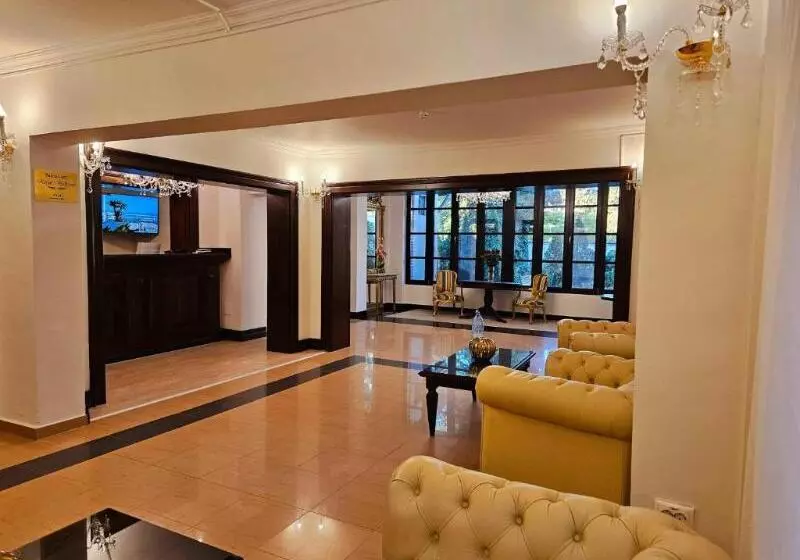 Hotel Royal Plaza