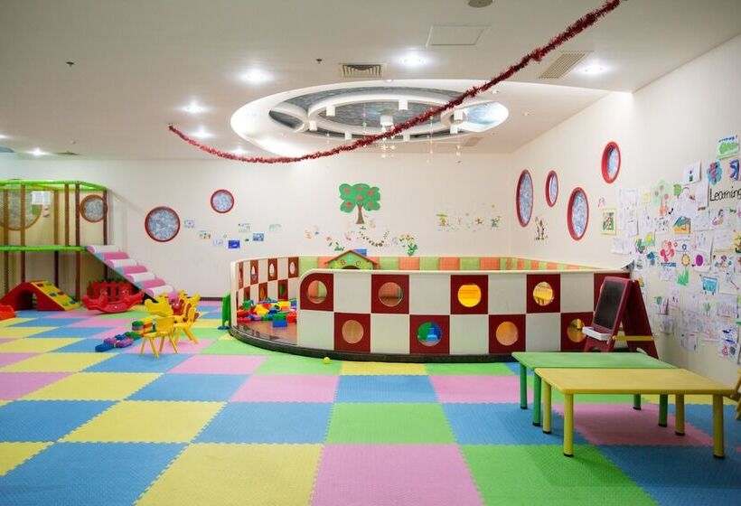 בית מלון כפרי Sunshine Resort Intime Sanya