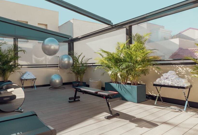 هتل The Pavilions Madrid