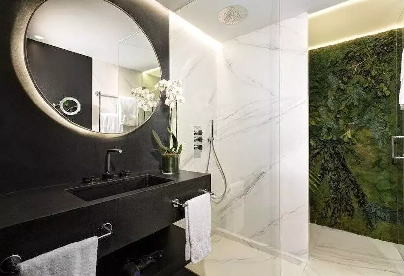 هتل The Pavilions Madrid