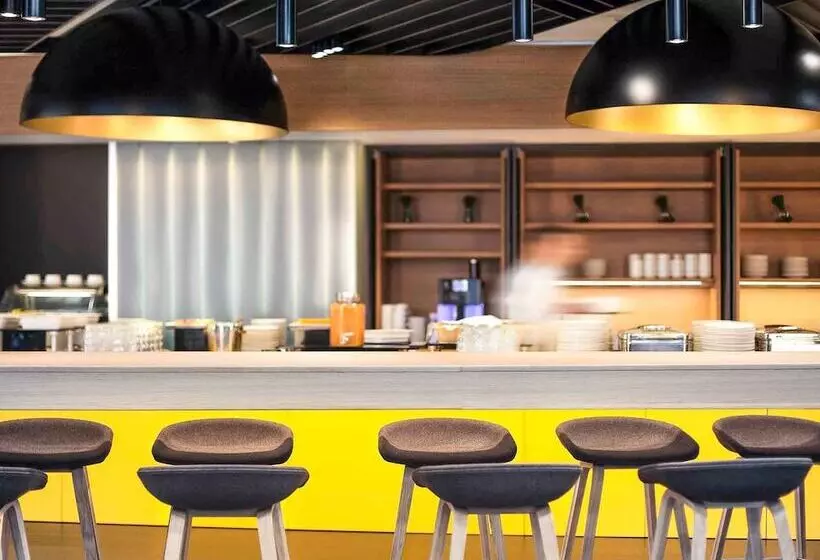 Novotel Saint Petersburg Centre