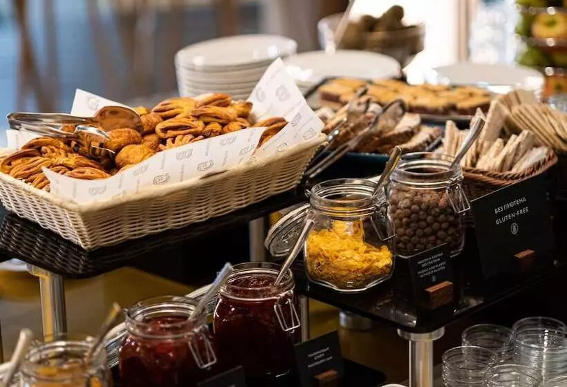 Novotel Saint Petersburg Centre