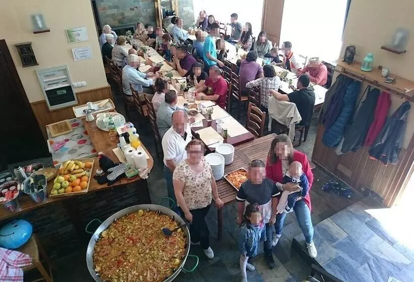 Retkeilymaja Hoyo De Los Lobos