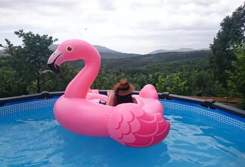 Retkeilymaja Hoyo De Los Lobos