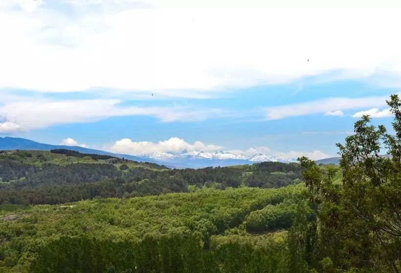 Retkeilymaja Hoyo De Los Lobos