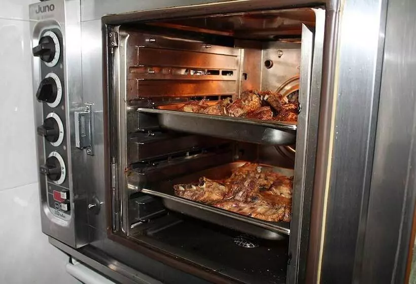 Retkeilymaja Hoyo De Los Lobos