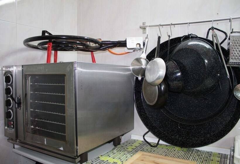 הוסטל Hoyo De Los Lobos