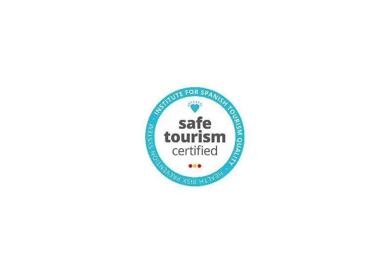 هتل Apartamentos Turisticos Bahia De Trafalgar