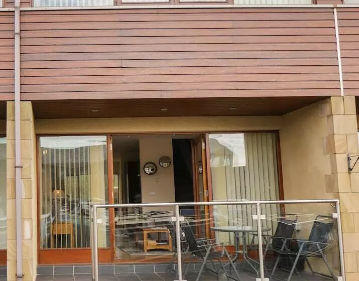 Hotelli Tewitfield Marina