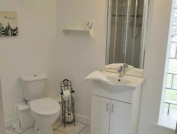 Hotelli Tewitfield Marina