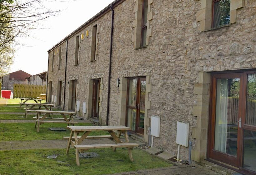 Hotel Tewitfield Marina