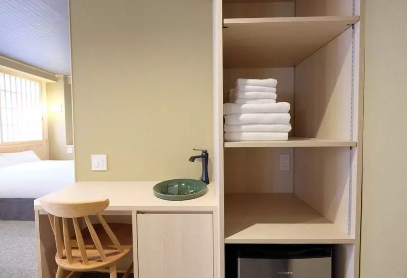 هتل Ookini S Osaka Castle Apartment