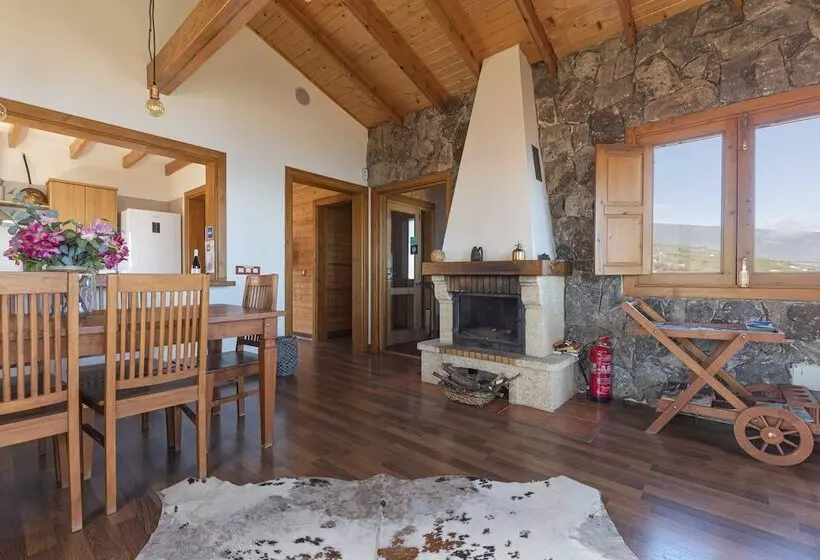 ペンション Villa De Montaña Ilusión