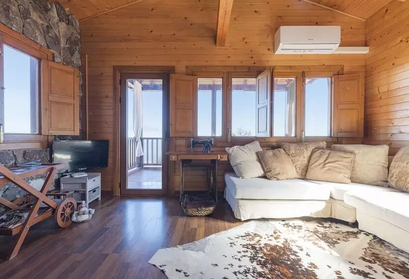 ペンション Villa De Montaña Ilusión