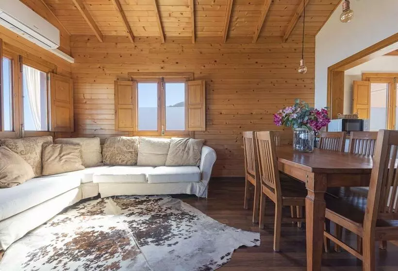 ペンション Villa De Montaña Ilusión