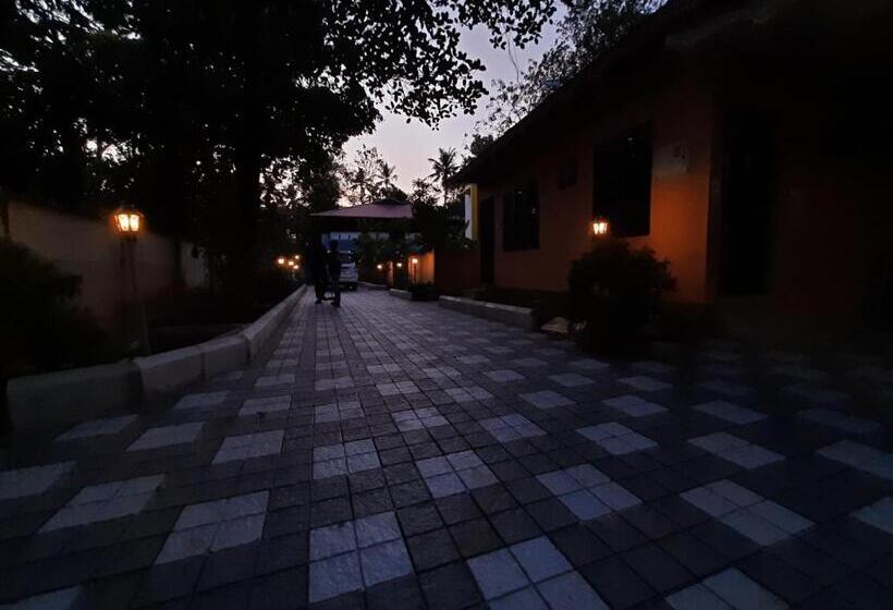 אתר נופש Quality Inn Varkala