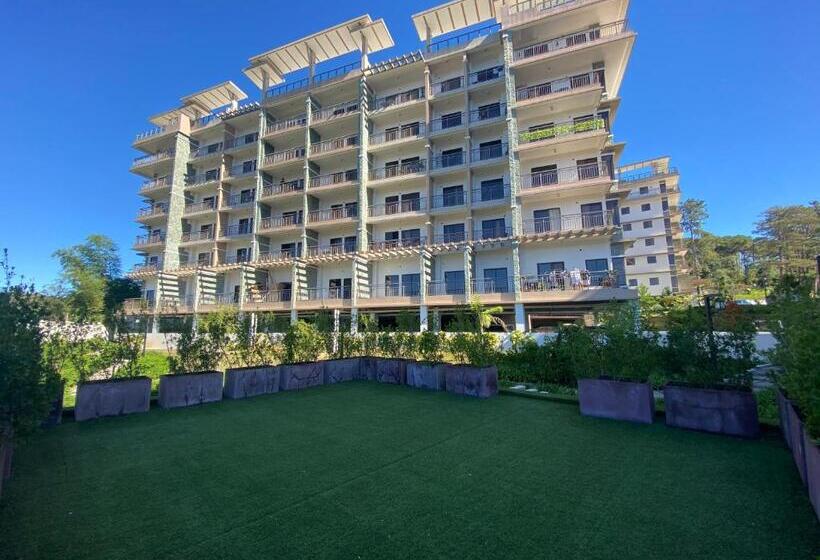 Rosarich Homestay Bristle Ridge Residences