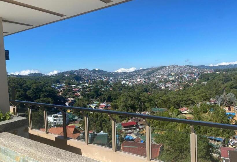 Rosarich Homestay Bristle Ridge Residences