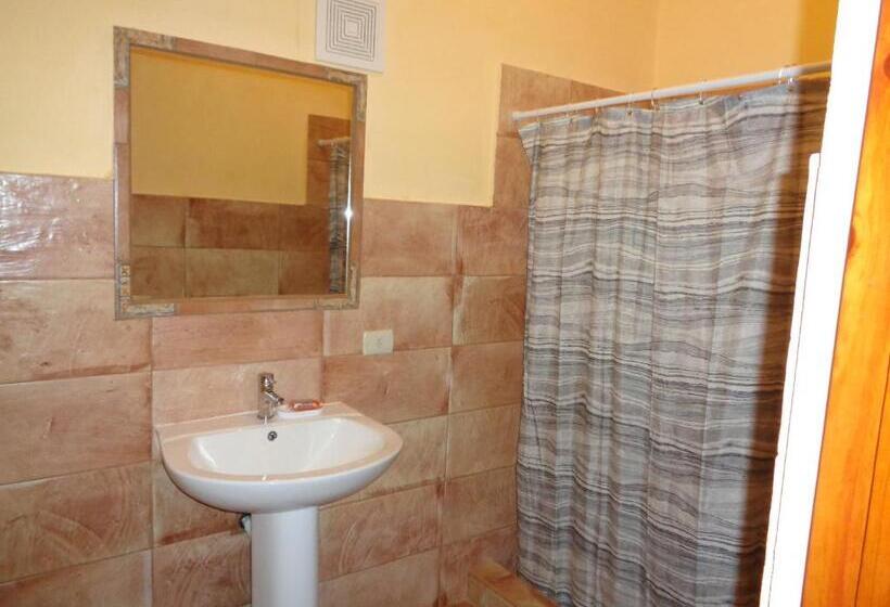 هاستل La Cueva Del Che