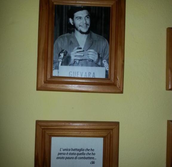 هاستل La Cueva Del Che