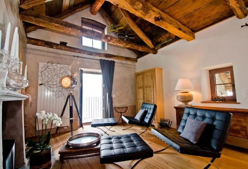 تختخواب و صبحانه Case Di Sotto, House & Breakfast
