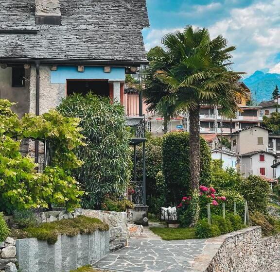 Bed and Breakfast Case Di Sotto, House & Breakfast