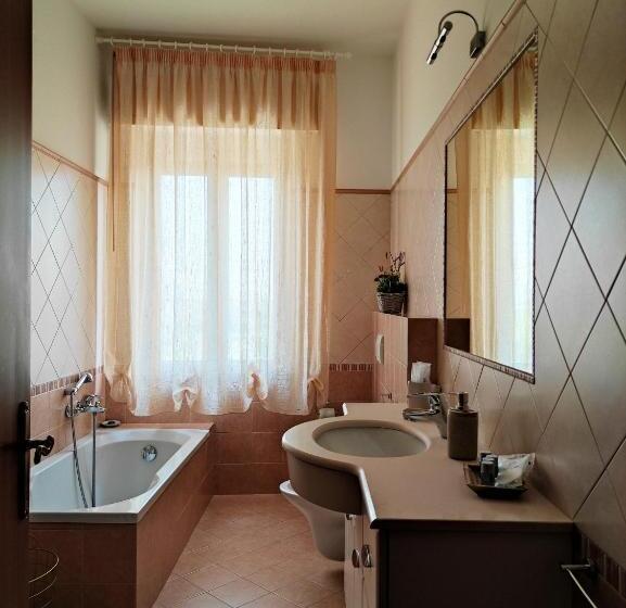 تختخواب و صبحانه Villa Ada